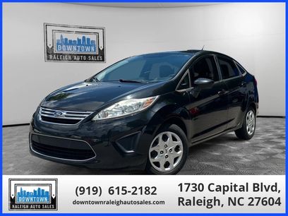 Used 2011 Ford Fiesta SE w/ 201A Rapid Spec Order Code