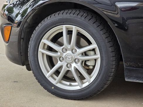 Used 2010 MAZDA MX-5 Miata Sport image 6