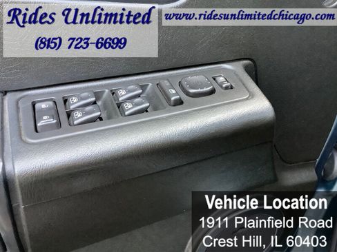 Used 2005 HUMMER H2 SUT w/ Preferred Equipment Group image 13