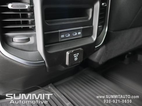 New 2026 RAM 3500 Big Horn AWD/4WD image 41