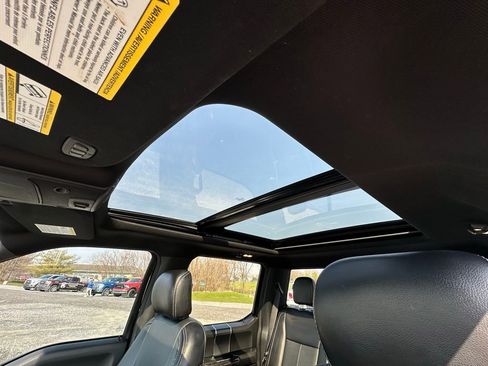 Used 2019 Ford F150 Lariat image 3