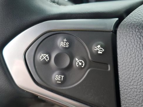 Used 2023 Chevrolet Traverse LT w/ LPO, Floor Liner Package AWD/4WD image 9