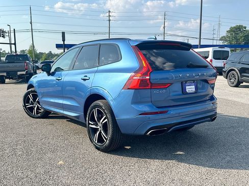 Used 2021 Volvo XC60 T5 R-Design w/ Climate Package AWD/4WD image 6
