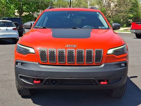 Used 2021 Jeep Cherokee Trailhawk w/ Technology Group AWD/4WD image 2