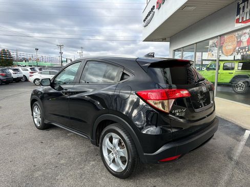 Used 2016 Honda HR-V EX-L image 10