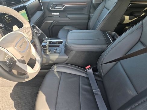 Used 2026 GMC Sierra 1500 Denali w/ Denali Reserve Package image 22