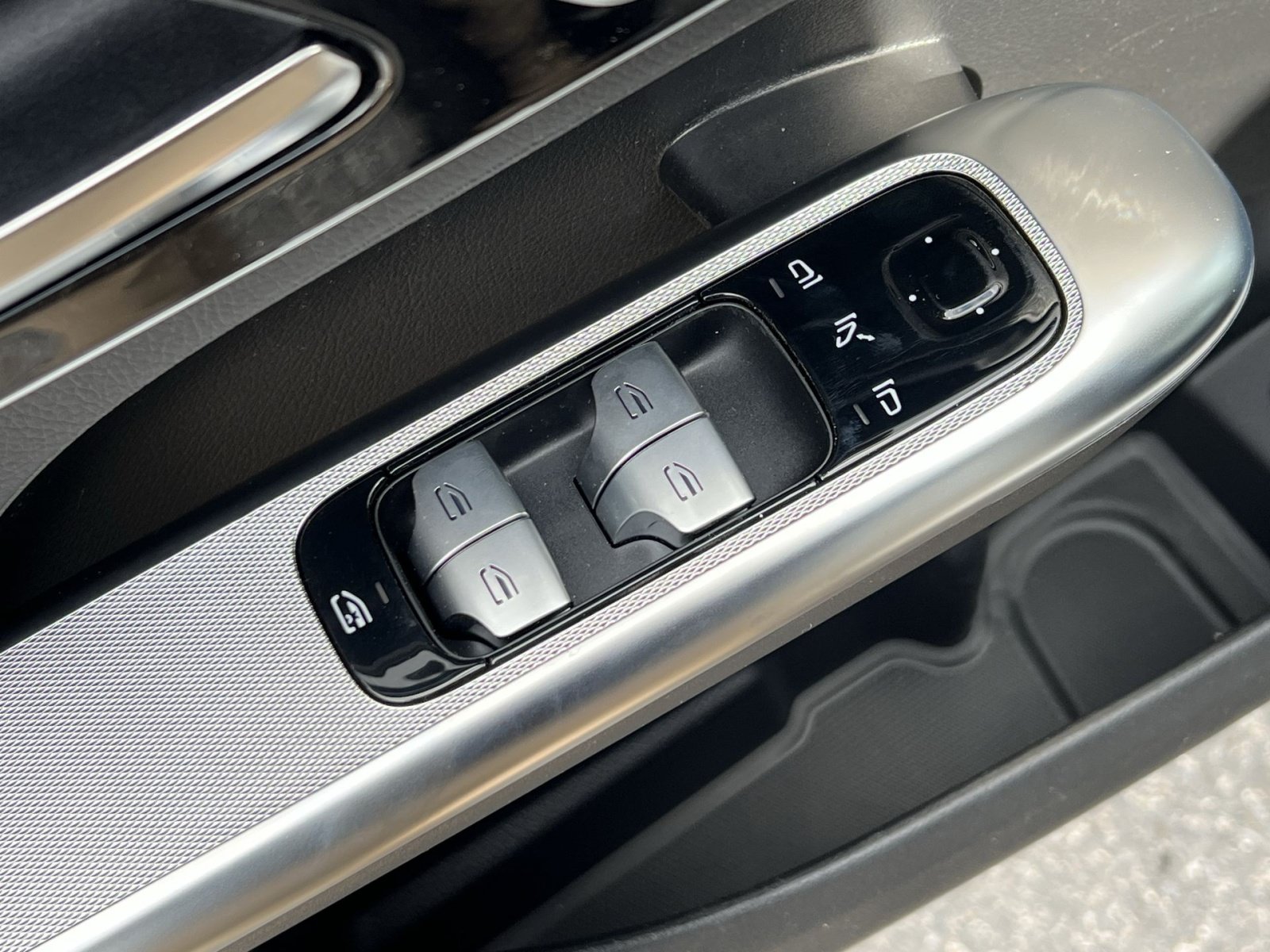 Certified 2026 Mercedes-Benz GLC 300 4MATIC image 13