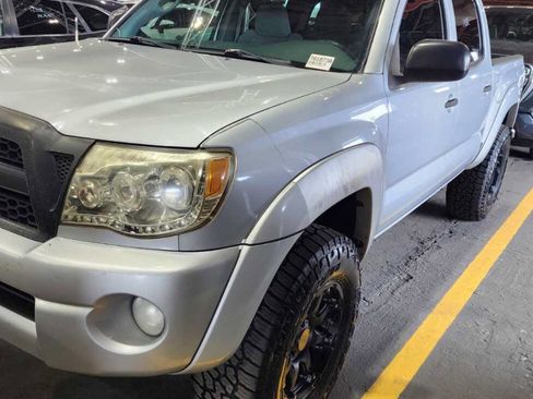 Used 2011 Toyota Tacoma 4x4 Double Cab w/ TRD Off-Road Pkg w/JBL Audio image 5