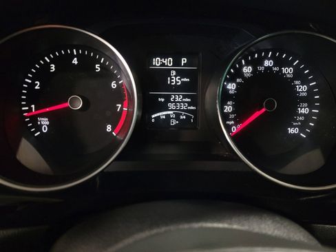 Used 2016 Volkswagen Jetta Sport FWD image 23