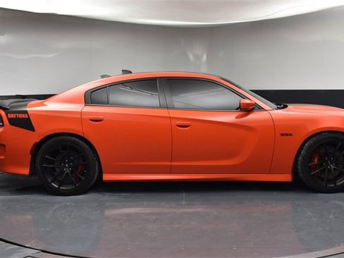 Used 2019 Dodge Charger Scat Pack w/ Daytona Edition Group image 8