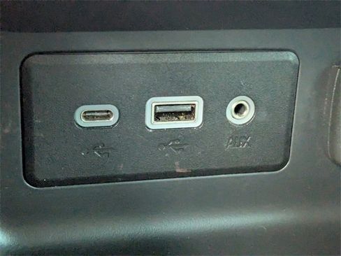 Used 2020 GMC Terrain SLE image 19