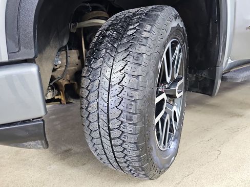 Certified 2023 GMC Sierra 1500 AT4 w/ AT4 Premium Package image 35