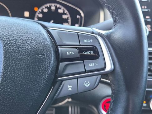Used 2018 Honda Accord Sport image 20