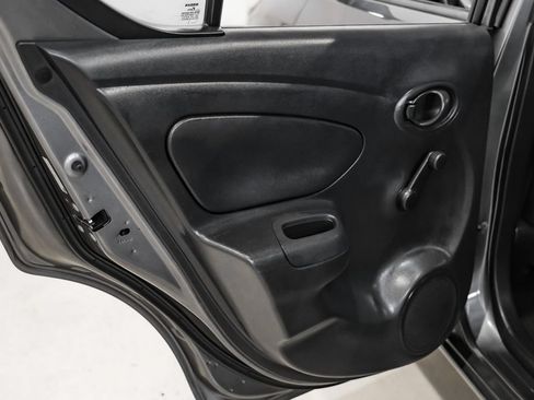 Used 2019 Nissan Versa S Plus FWD image 41