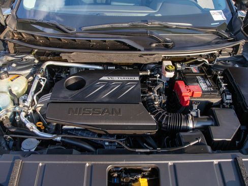 Used 2023 Nissan Rogue S AWD/4WD image 31
