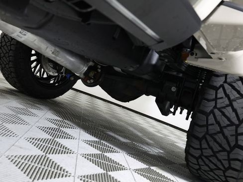 Used 2026 GMC Sierra 2500 AT4X image 51