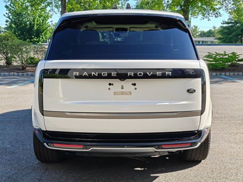Used 2022 Land Rover Range Rover Long Wheelbase SE AWD/4WD image 5