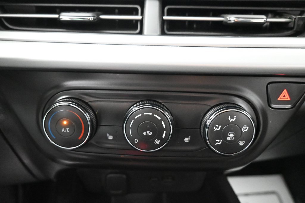 Used 2024 Chevrolet Trax LS w/ LS Convenience Package FWD image 15