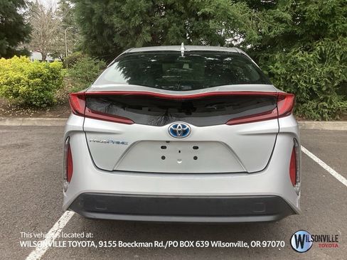 Used 2019 Toyota Prius Prime Premium image 20