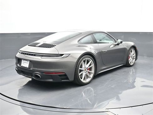 Used 2022 Porsche 911 Carrera 4 GTS image 17