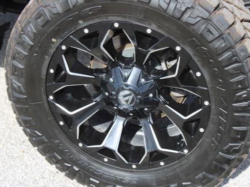 Used 2020 Chevrolet Silverado 1500 RST w/ True North Edition image 16