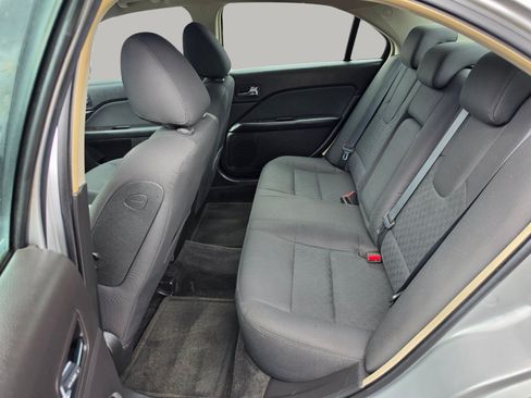 Used 2010 Ford Fusion SE FWD image 19