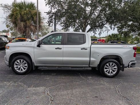 Used 2020 Chevrolet Silverado 1500 Custom w/ Custom Value Package image 8