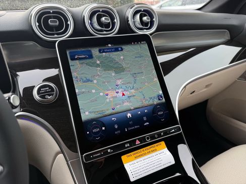 New 2026 Mercedes-Benz GLC 300 GLC 300 image 16