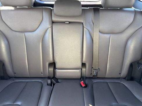 Used 2019 Hyundai Santa Fe Ultimate image 20