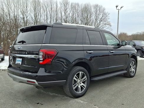Certified 2024 Ford Expedition Limited AWD/4WD image 6