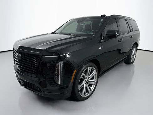 Used 2025 Cadillac Escalade Sport w/ Touring Package AWD/4WD image 3