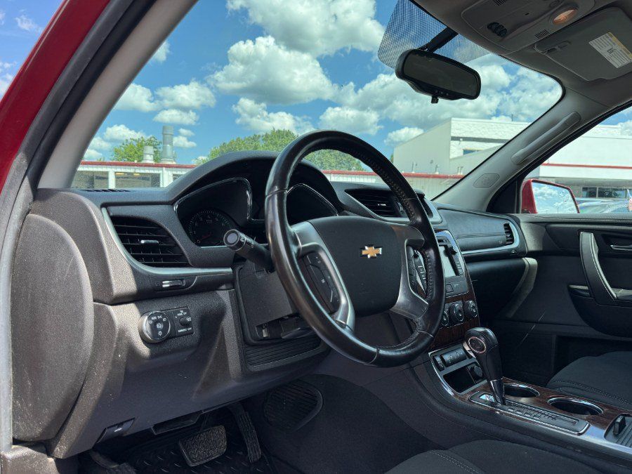 Used 2014 Chevrolet Traverse LT AWD/4WD image 14
