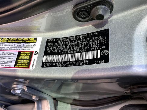 Used 2024 Toyota Camry SE w/ Convenience Package FWD image 30