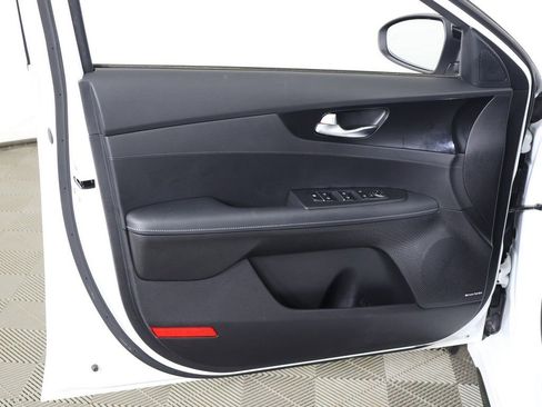 Used 2023 Kia Forte GT-Line w/ GT-Line Premium Package FWD image 25