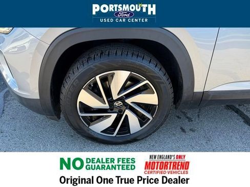 Used 2025 Volkswagen Atlas SE image 27