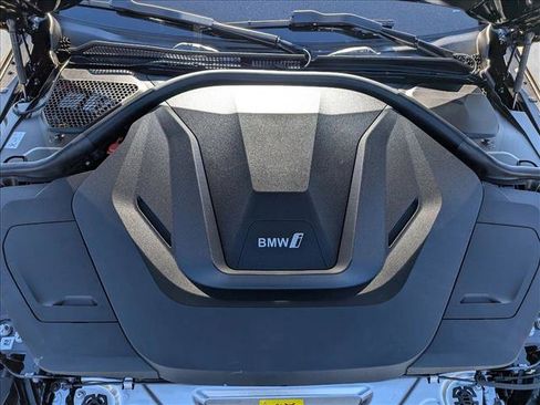 Used 2026 BMW i4 eDrive40 image 17