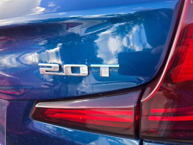 Used 2019 Cadillac XT4 Premium Luxury FWD image 9