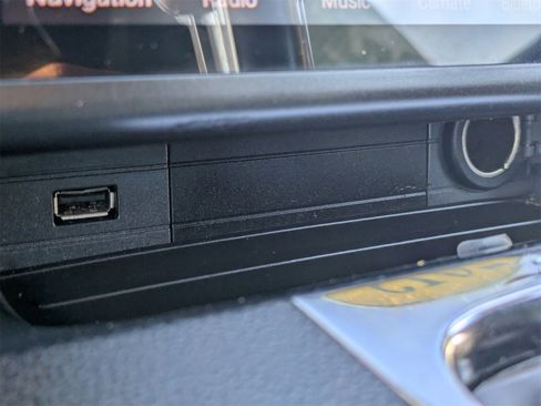 Used 2015 Ford Mustang Coupe image 19