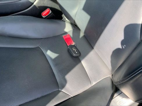 Used 2024 Honda Accord Touring image 14