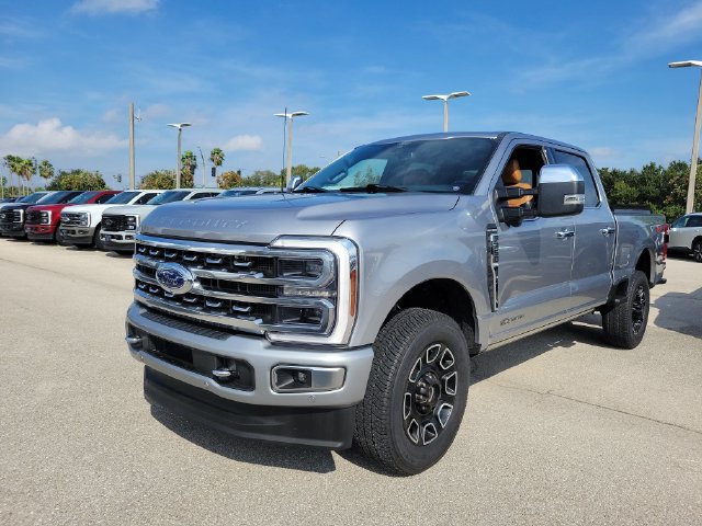 Certified 2024 Ford F350 Platinum w/ FX4 Off-Road Package AWD/4WD image 4