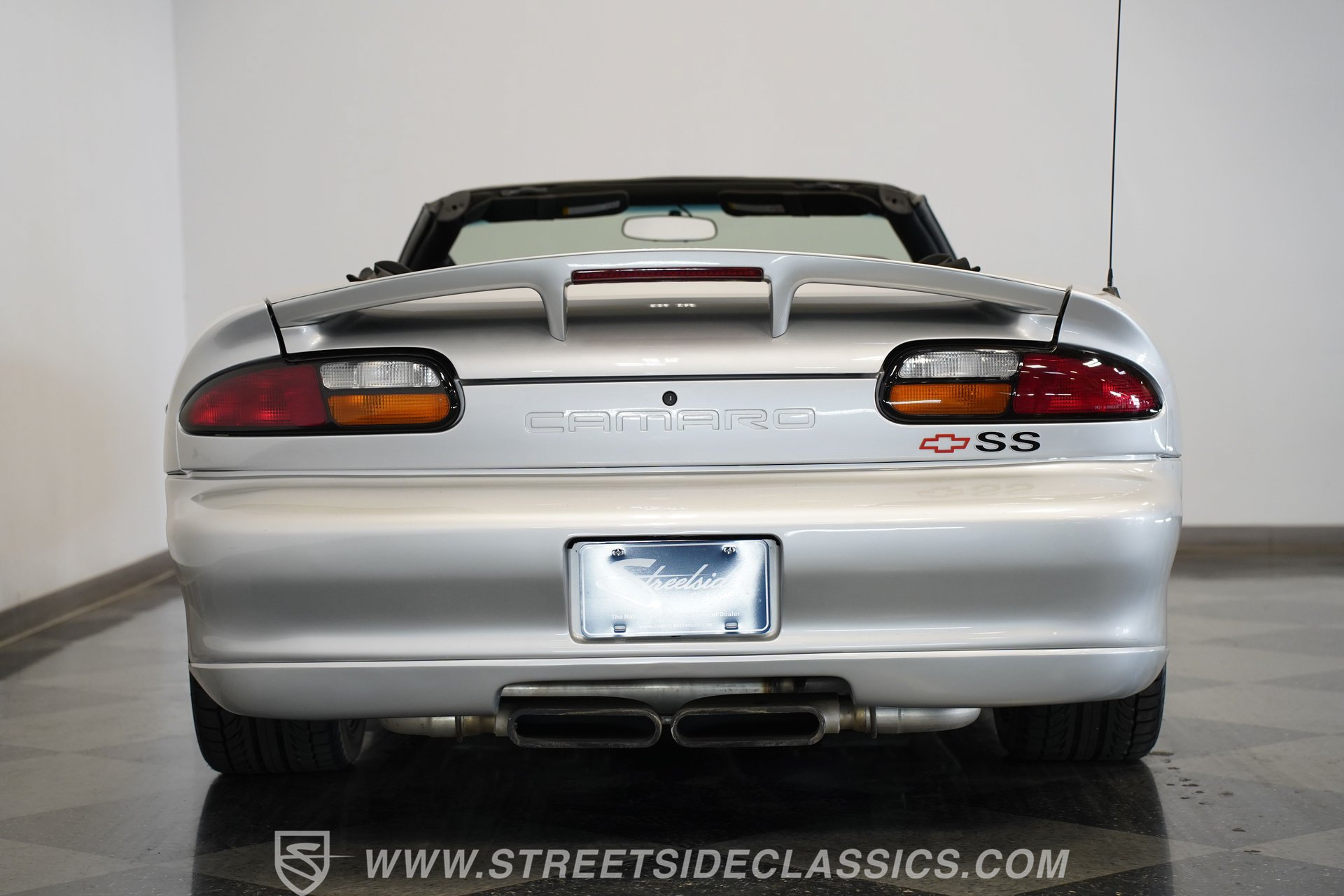 Used 2002 Chevrolet Camaro Z28 w/ SS Performance/Appearance Pkg RWD image 31