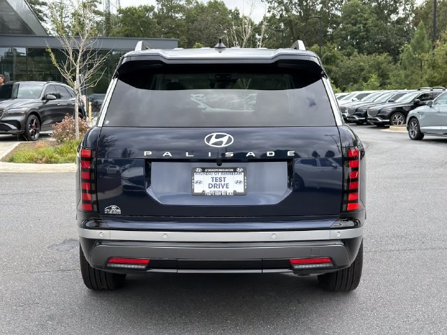 New 2027 Hyundai Palisade Limited FWD image 7