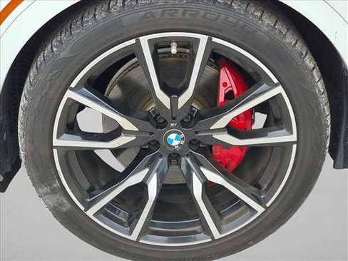 Used 2019 BMW X7 xDrive40i w/ Premium Package AWD/4WD image 18