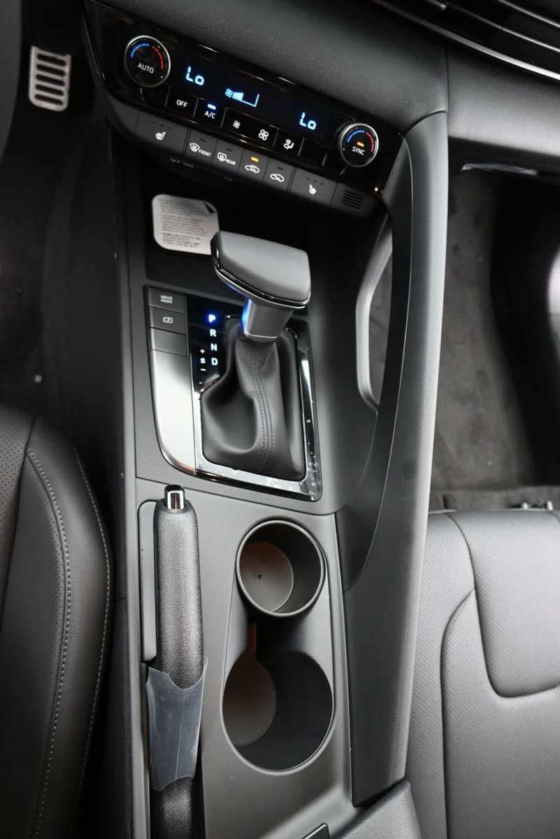 New 2026 Hyundai Elantra SEL Sport FWD image 20