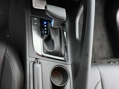New 2026 Hyundai Elantra SEL Sport FWD image 20
