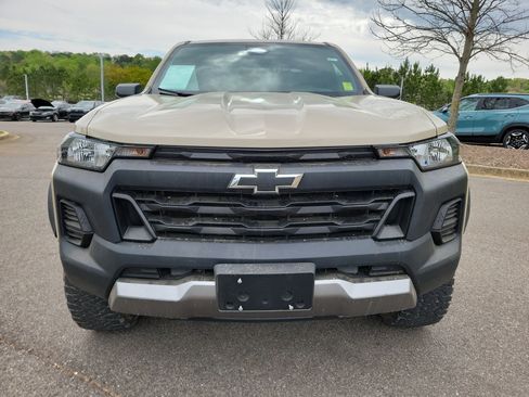 Used 2023 Chevrolet Colorado Trail Boss image 17