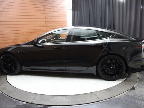 Used 2023 Tesla Model S AWD image 37