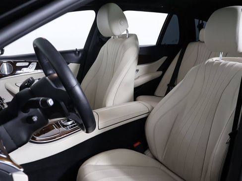 Used 2019 Mercedes-Benz E 450 4MATIC Wagon image 32