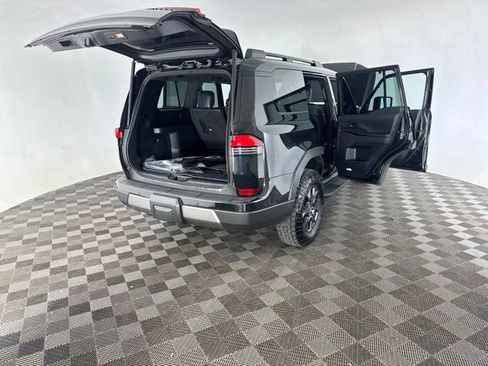 Used 2024 Lexus GX 550 AWD/4WD image 17
