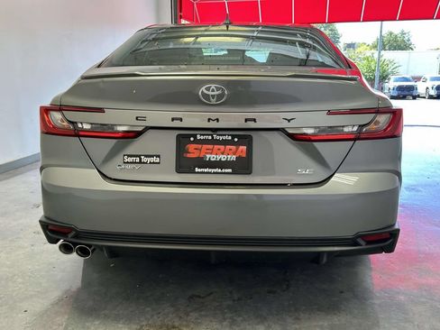 Used 2026 Toyota Camry SE FWD image 4